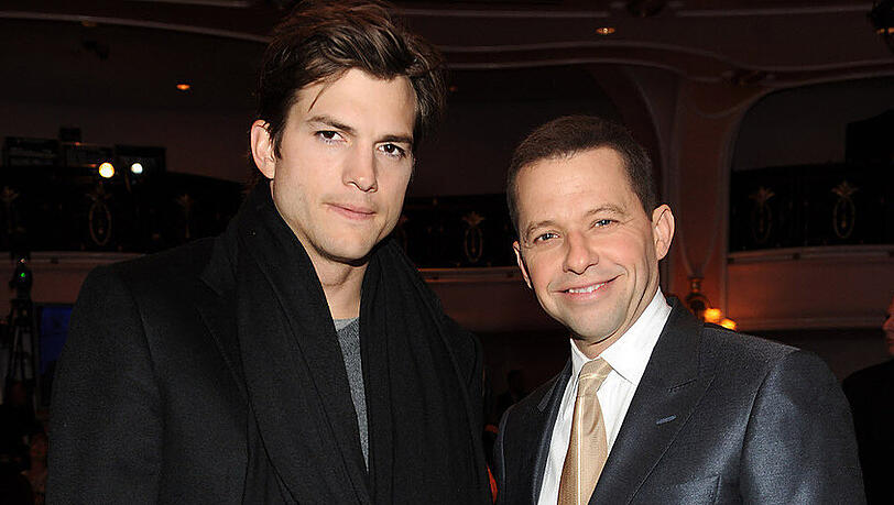 Jon Cryer ist fasziniert von Ashton Kutchers Beziehung Jon Cryer ist fasziniert von Ashton Kutchers Beziehung