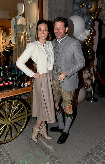Event-Manager Philip Greffenius mit Frau Evelyn beim Opening des neuen "CocoVero" Store in München.
