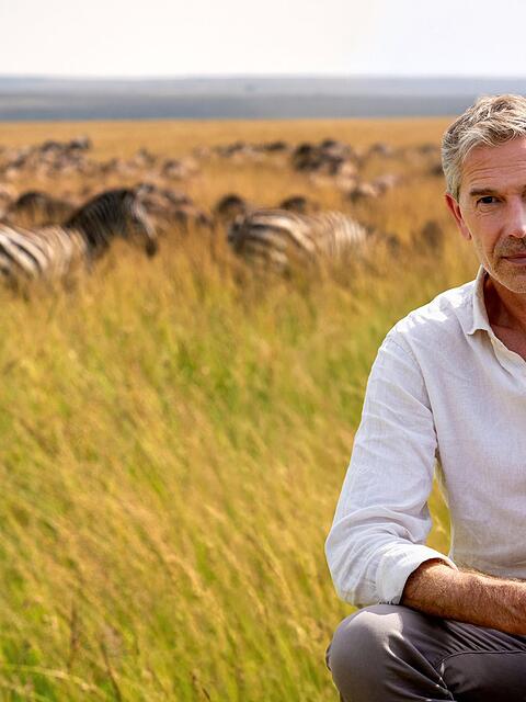F&uuml;r seinen zweiten Beitrag f&uuml;r "Erlebnis Erde" reist Dirk Steffens unter anderem nach Kenia.