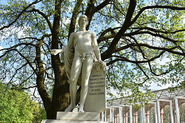 Der "Harmlos" nahe dem Englischen Garten ist für Fritz Fenzl perfekt für ein romantisches Tête-à-Tête. Der "Harmlos" nahe dem Englischen Garten ist für Fritz Fenzl perfekt für ein romantisches Tête-à-Tête.