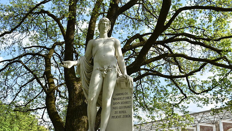 Der "Harmlos" nahe dem Englischen Garten ist für Fritz Fenzl perfekt für ein romantisches Tête-à-Tête. Der "Harmlos" nahe dem Englischen Garten ist für Fritz Fenzl perfekt für ein romantisches Tête-à-Tête.