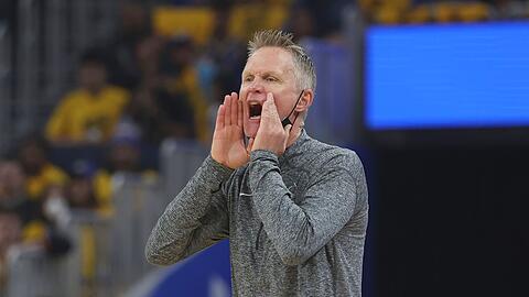 US-Nationaltrainer Steve Kerr lobt das deutsche Basketball-Team.