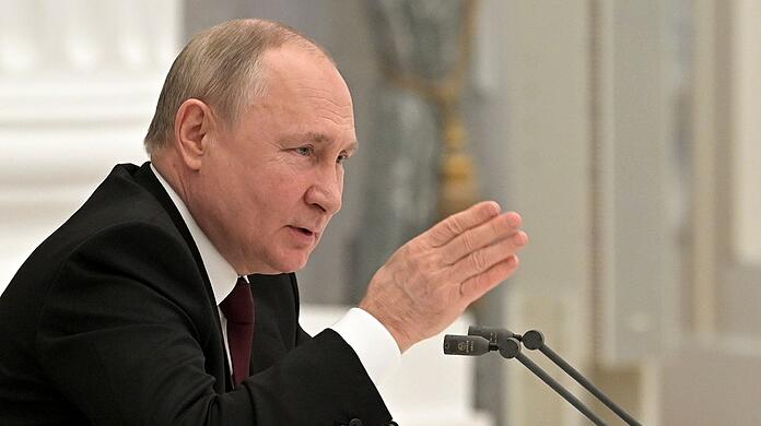 Wladimir Putin bei einer Sitzung des Sicherheitsrates im Kreml.