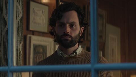 Joe Goldberg (Penn Badgley) nimmt in Großbritannien eine neue Identität an.
