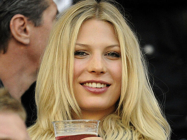 Schweinsteigers bildschöne Lebensgefährtin Sarah Brandner.