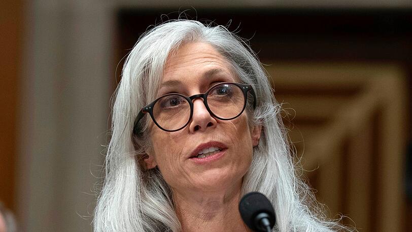 "Ich hätte das Amt und den Titel behalten können, aber ich hätte das Einzige verloren, was nicht ersetzt werden kann: meine Integrität", sagt Monarez über ihre Entlassung. "Ich hätte das Amt und den Titel behalten können, aber ich hätte das Einzige verloren, was nicht ersetzt werden kann: meine Integrität", sagt Monarez über ihre Entlassung.