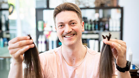 Haare ab, Konrad Abeltshauser ist zufrieden.