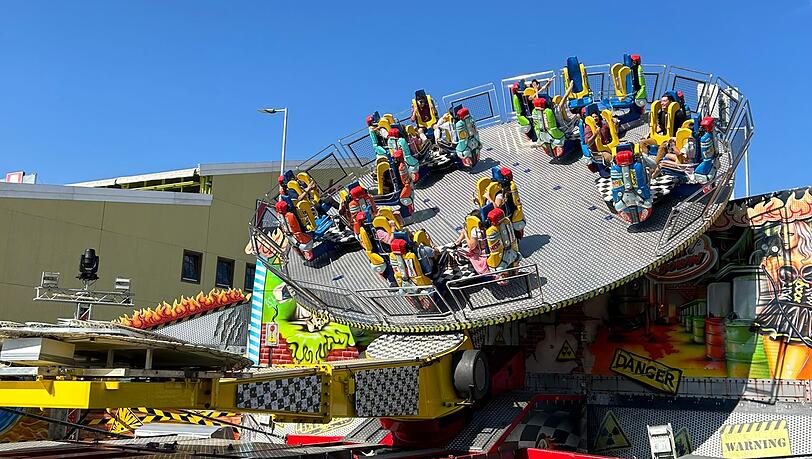 Die AZ testet "Kick Down", das neue Fahrgeschäft auf der Wiesn.