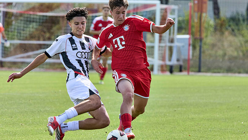 Juwel in der U19 des FC Bayern: Simon Schaff.