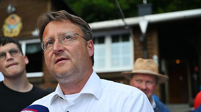 Der Wahlsieger des Thüringer Kreis Sonneberg, Robert Sesselmann (AfD), in einem Interview.