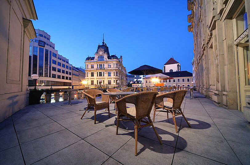 Prag: Kavarna Adria