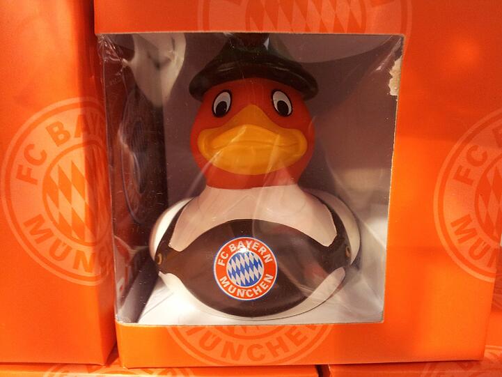 ...in Tracht...