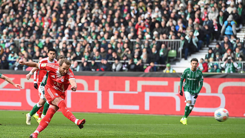 Am Punkt eine sichere Bank: Bayerns Top-Torj&auml;ger Harry Kane verwandelte auch in Bremen einen Elfmeter.