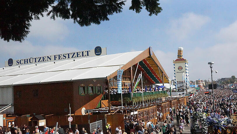 Die Wiesn ist antirussisch, findet die Stadtverwaltung von Moskau. Die Wiesn ist antirussisch, findet die Stadtverwaltung von Moskau.