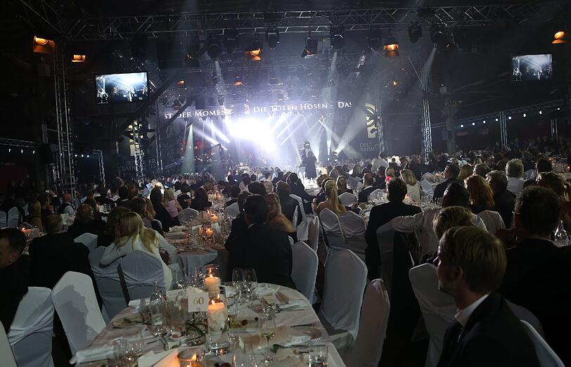 Radiomacher feiern ihre Besten &ndash; Die Gala zum Radiopreis 2013 im Hamburger Hafen