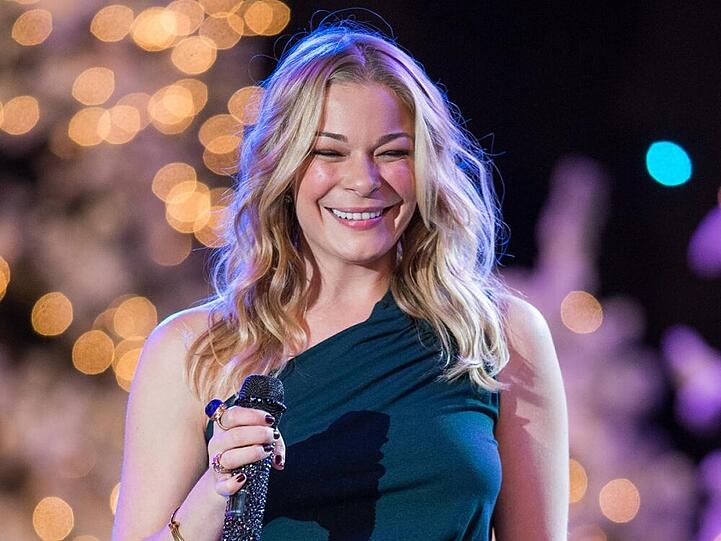 LeAnn Rimes bei ihrem Auftritt bei der Hollywood Christmas Parade