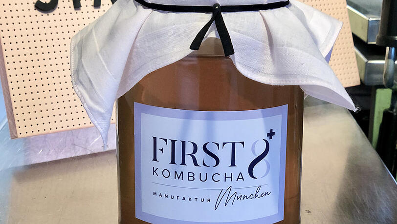 Kombucha-Pilz im Glas.