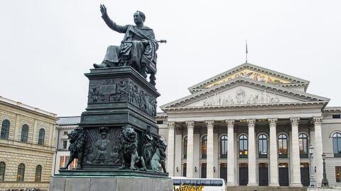 Blick auf das Nationaltheater und die Staatsoper in München.