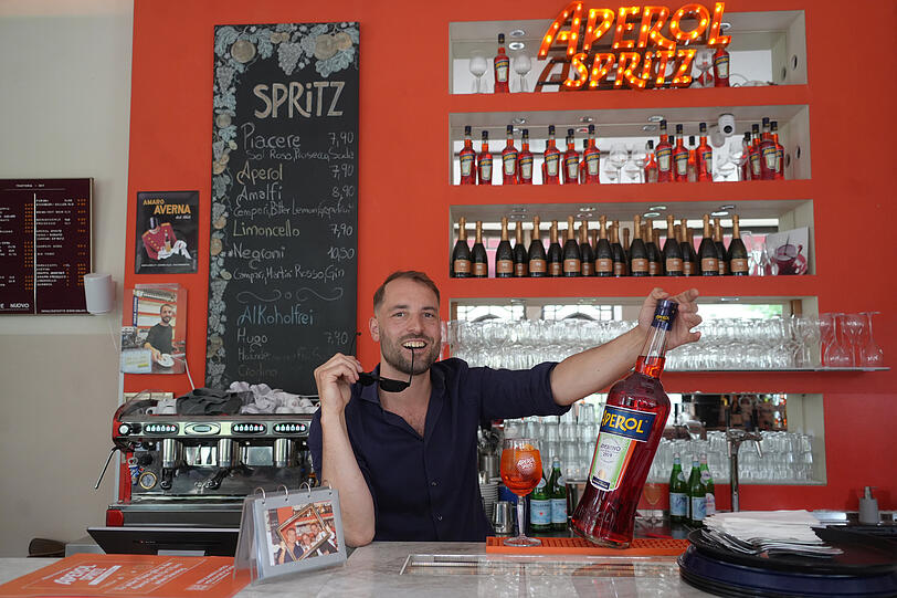 Im Piacere Nuovo kostet der 0,2-Spritz 7,90 Euro. Im Piacere Nuovo kostet der 0,2-Spritz 7,90 Euro.