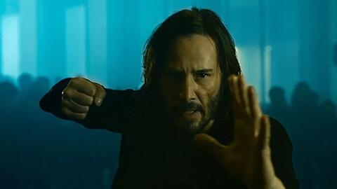"Matrix: Resurrections": Thomas Anderson (Keanu Reeves) findet sich erneut in der Matrix wieder.