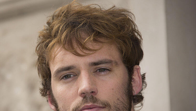Für Sam Claflin gibt es nur eine Frau, mit der er sich einen Filmkuss wünscht Für Sam Claflin gibt es nur eine Frau, mit der er sich einen Filmkuss wünscht