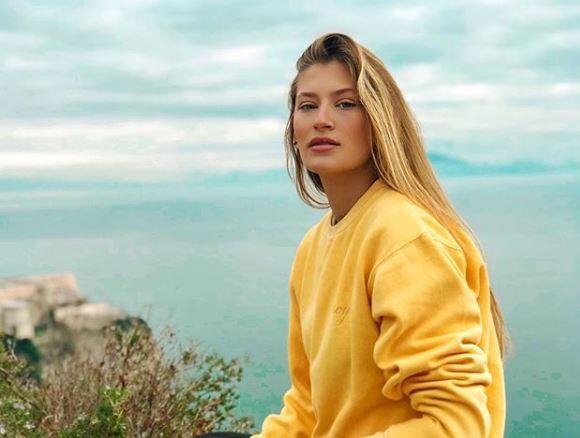 Sieht Gisele Bündchen zum Verwechseln ähnlich: Das brasilianische Model Paula La Croix.