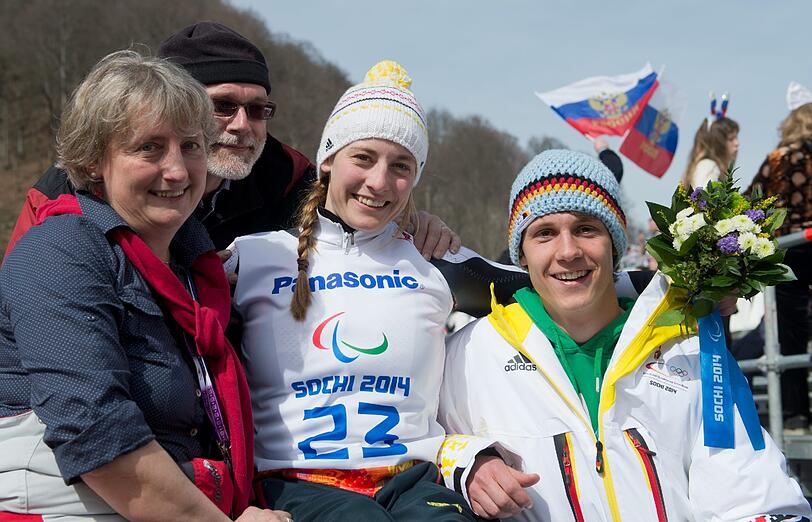Die Schaffelhubers (von links): Mutter Beate, Vater Peter, Anna und Bruder Josef. Annas zweiter Bruder Peter konnte nicht mitreisen.