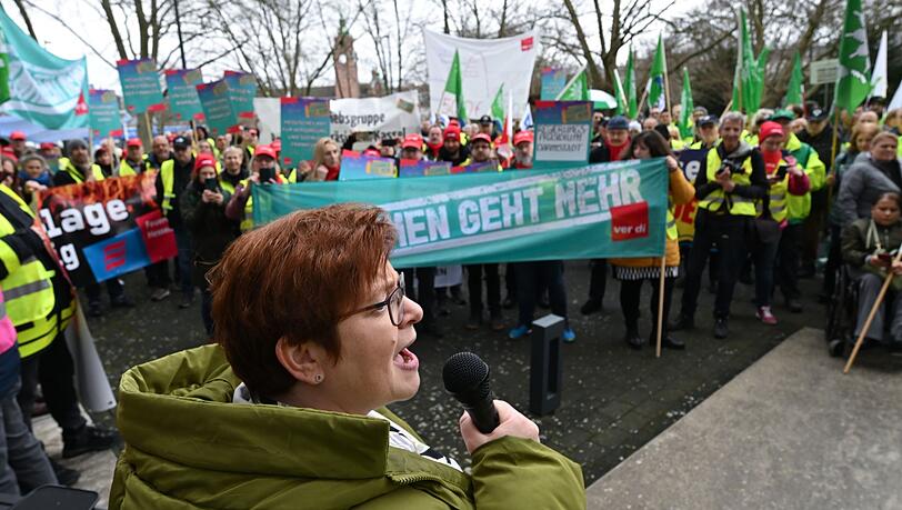 Verdi-Vize Christine Behle kündigt mögliche Eskalation vor Bundestagswahl an. (Archivbild)