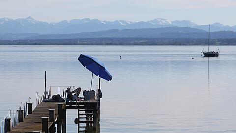 Am Ammersee (Symbolbild) spielt die Betrugsgeschichte, die jetzt vor dem Amtsgericht verhandelt wurde.