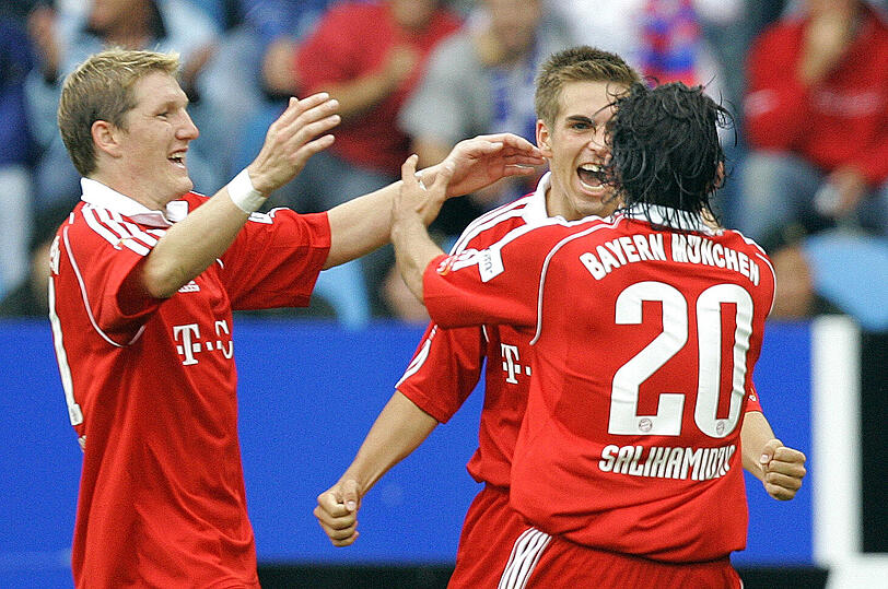 Sein 1. Bundesliga-Tor: Bei Bayerns 2:1-Erfolg in Bochum am 20. August 2006 erzielt Lahm mit einem Rechtsschuss den Siegtreffer, auf Vorarbeit von Willy Sagnol.