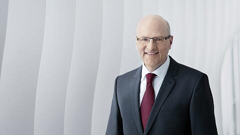 Dr. Reinhard Pfeiffer, Stellvertretender Vorsitzender der Geschäftsführung der Messe München