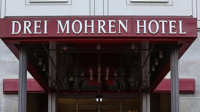 Aus dem Hotel "Drei Mohren" in Augsburg wird das "Maximilian?s". Lang sorgte der alte Name für Diskussionen.