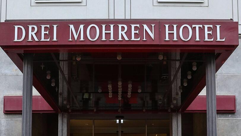 Aus dem Hotel "Drei Mohren" in Augsburg wird das "Maximilian?s". Lang sorgte der alte Name für Diskussionen. Aus dem Hotel "Drei Mohren" in Augsburg wird das "Maximilian?s". Lang sorgte der alte Name für Diskussionen.
