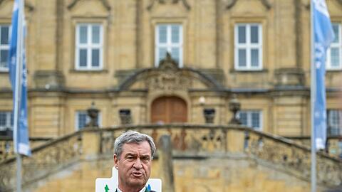 CSU-Chef S&ouml;der bem&uuml;hte sich nach den Pleiten der CDU bei den Landtagswahlen in Berlin und Mecklenburg-Vorpommern um Zuversicht.