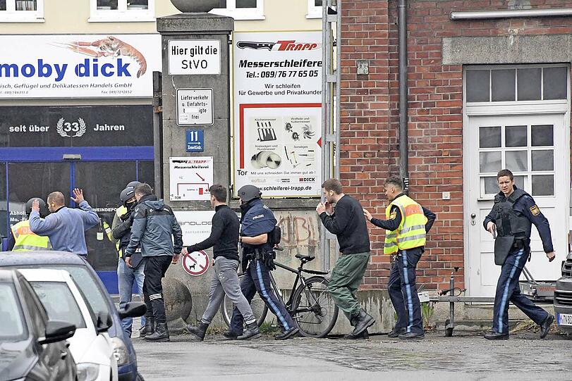 Die Polizei probt in dieser Woche im Schlachthofviertel den Ernstfall - klicken Sie sich durch!
