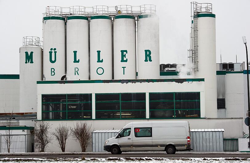 "Containerdienst, Taubenabwehr, Schädlingsbekämpfung, Vernetzung, Tatortreinigung": Bei Müller-Brot rücken die Jungs fürs Grobe an.