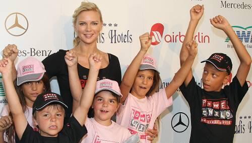 Veronica Ferres, die Schirmherrin von „Power Child“, möchte mit ihrem Verein Kinder und Jugendliche stärken – um sie so vor sexuellen Missbrauch zu schützen. Veronica Ferres, die Schirmherrin von „Power Child“, möchte mit ihrem Verein Kinder und Jugendliche stärken – um sie so vor sexuellen Missbrauch zu schützen.