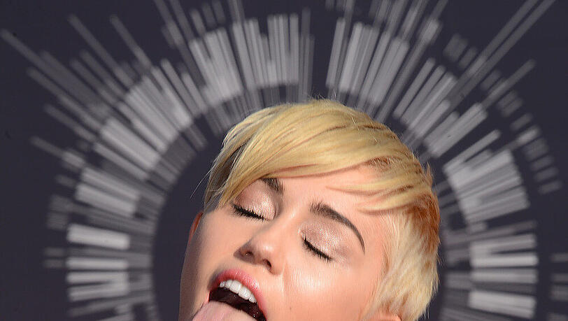 Unschuldig sieht anders aus: Miley Cyrus bei den MTV Video Music Awards 2014 Unschuldig sieht anders aus: Miley Cyrus bei den MTV Video Music Awards 2014