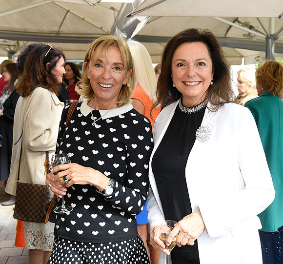 Christine Reinhard und Uschi Dämmrich von Luttitz