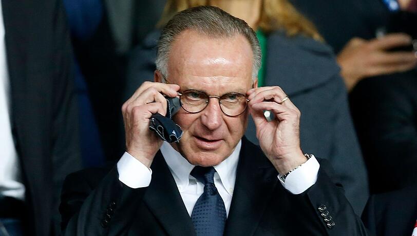 Vorne Karl-Heinz Rummenigge FC Bayern Vorne Karl-Heinz Rummenigge FC Bayern