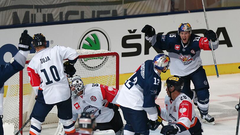 Der EHC überzeugte in der Champions League, wie hier beim 6:1 gegen Klagenfurt. Der EHC überzeugte in der Champions League, wie hier beim 6:1 gegen Klagenfurt.