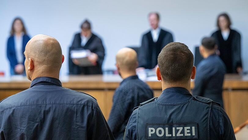 Die beiden Angeklagten sollen laut Staatsanwaltschaft gemeinsam gehandelt haben.