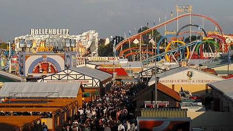 Die W-Fragen mal anders: Wer bekommt wo wieviel Platz auf der Wiesn? Darüber beriet gestern der Ausschuss für Arbeit und Wirtschaft.
