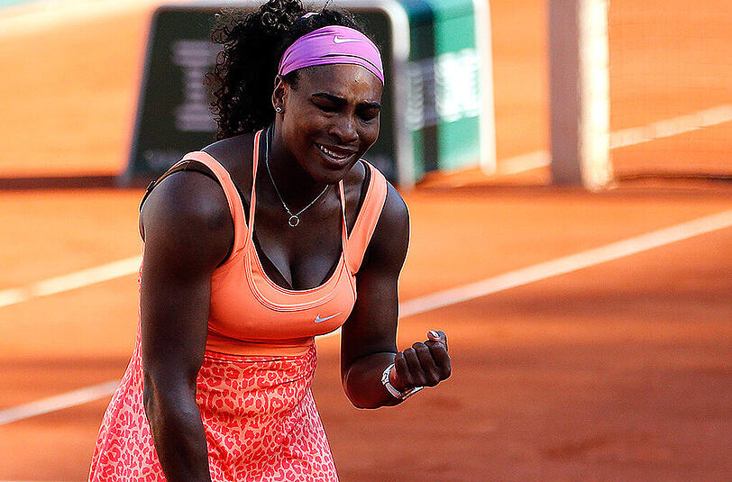 Ohne Drama geht es nicht: Serena Williams war auch im Halbfinale der French Open gegen Timea Bacsinszky aus der Schweiz für ein spektakuläres Schauspiel gut.