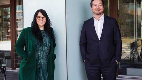 Sie wollen Bayerns oberste Genossen werden: Ramona Greiner aus Unterhaching und Uli Grötsch, aktuell Generalsekretär der Freistaat-SPD, aus Weiden.