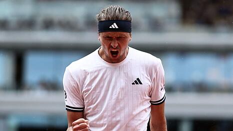 Zverev jubelt &uuml;ber einen Punktgewinn.