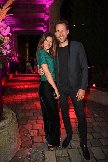 Moderator und Schauspieler Alexander Mazza mit Frau Viola Schröder