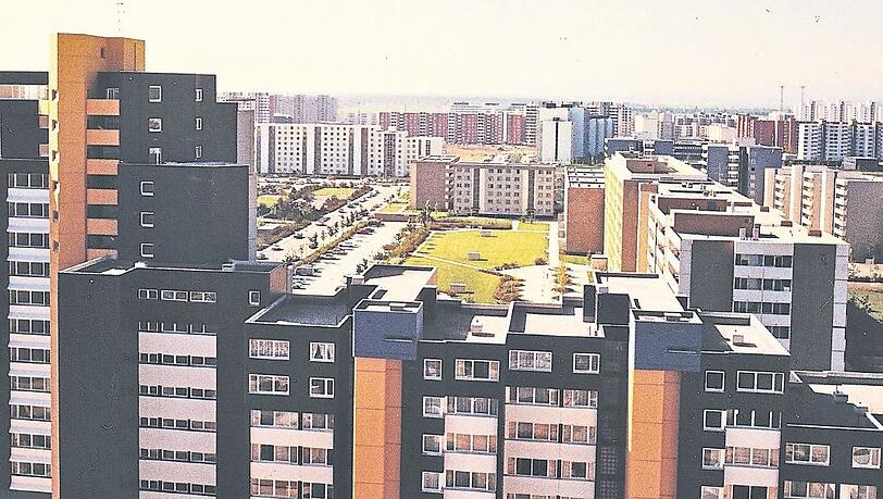 Marx-Zentrum, Karl-Marx-Straße, Neuperlach, ca. 1975 Marx-Zentrum, Karl-Marx-Straße, Neuperlach, ca. 1975