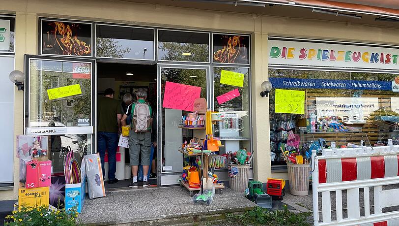 Traurig f&uuml;r Familien: Die Spielzeugkiste in Solln schlie&szlig;t.