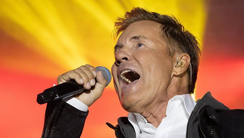 Dieter Bohlen während eines Auftritts beim "Lieblingslieder"-Open-Air. Dieter Bohlen während eines Auftritts beim "Lieblingslieder"-Open-Air.
